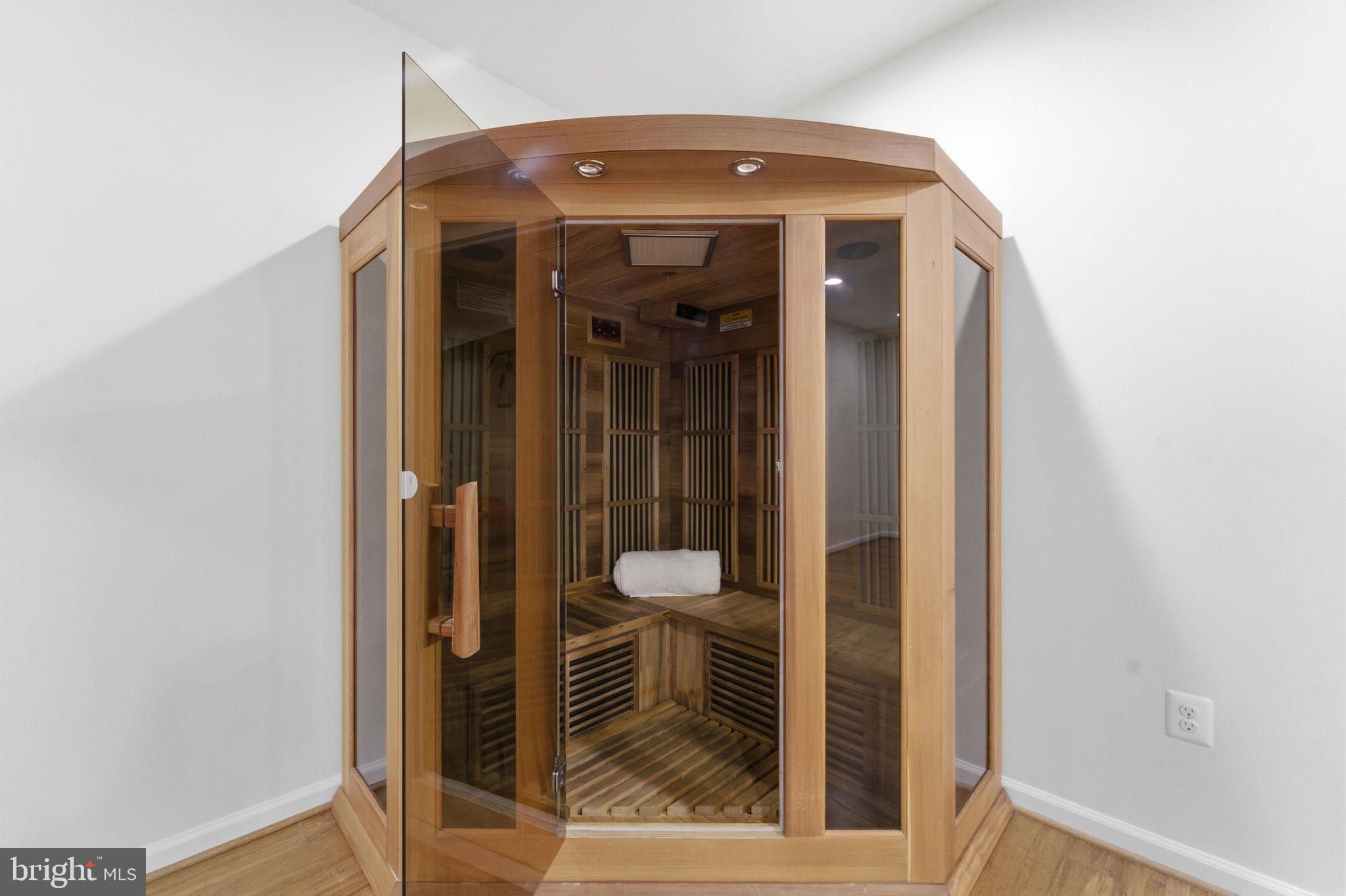 THE RIDINGS OF GREAT FALLS - Residential