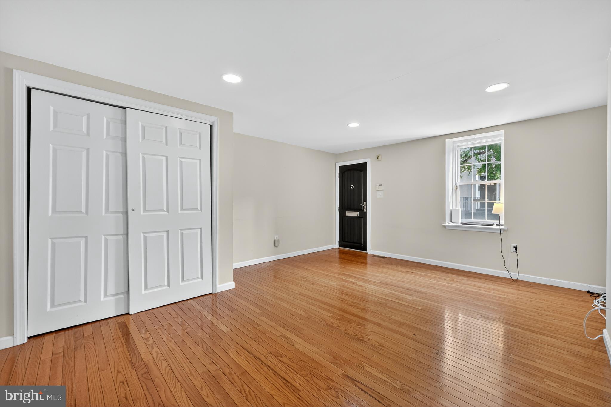MANAYUNK - Residential Lease