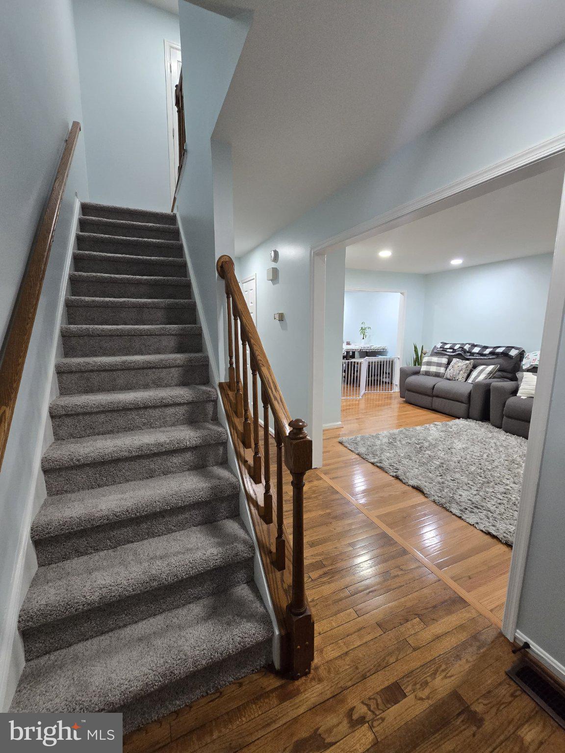 14 TALL OAKS COURT