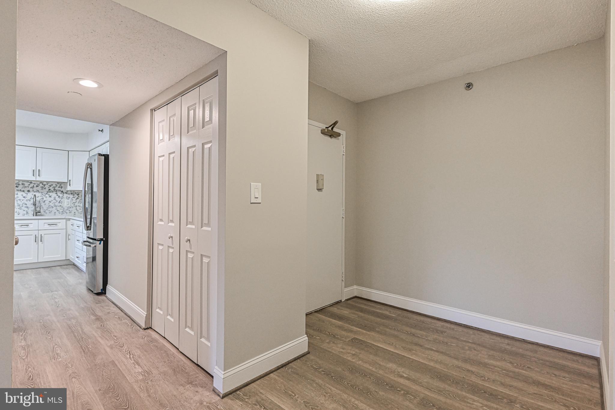 SKYLINE HOUSE - Residential