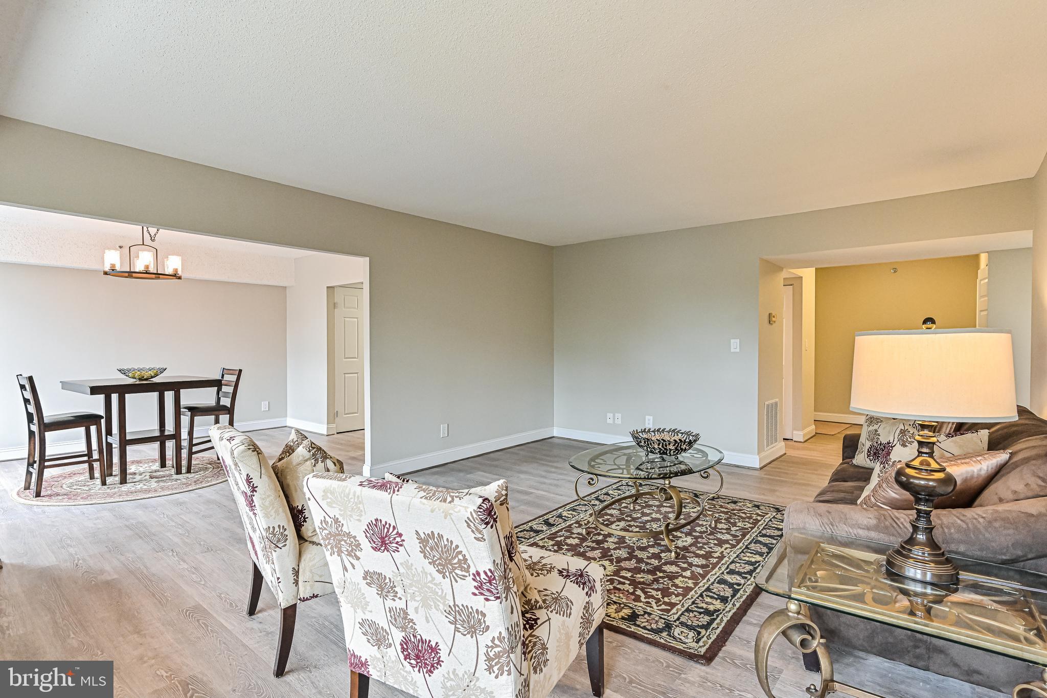 SKYLINE HOUSE - Residential