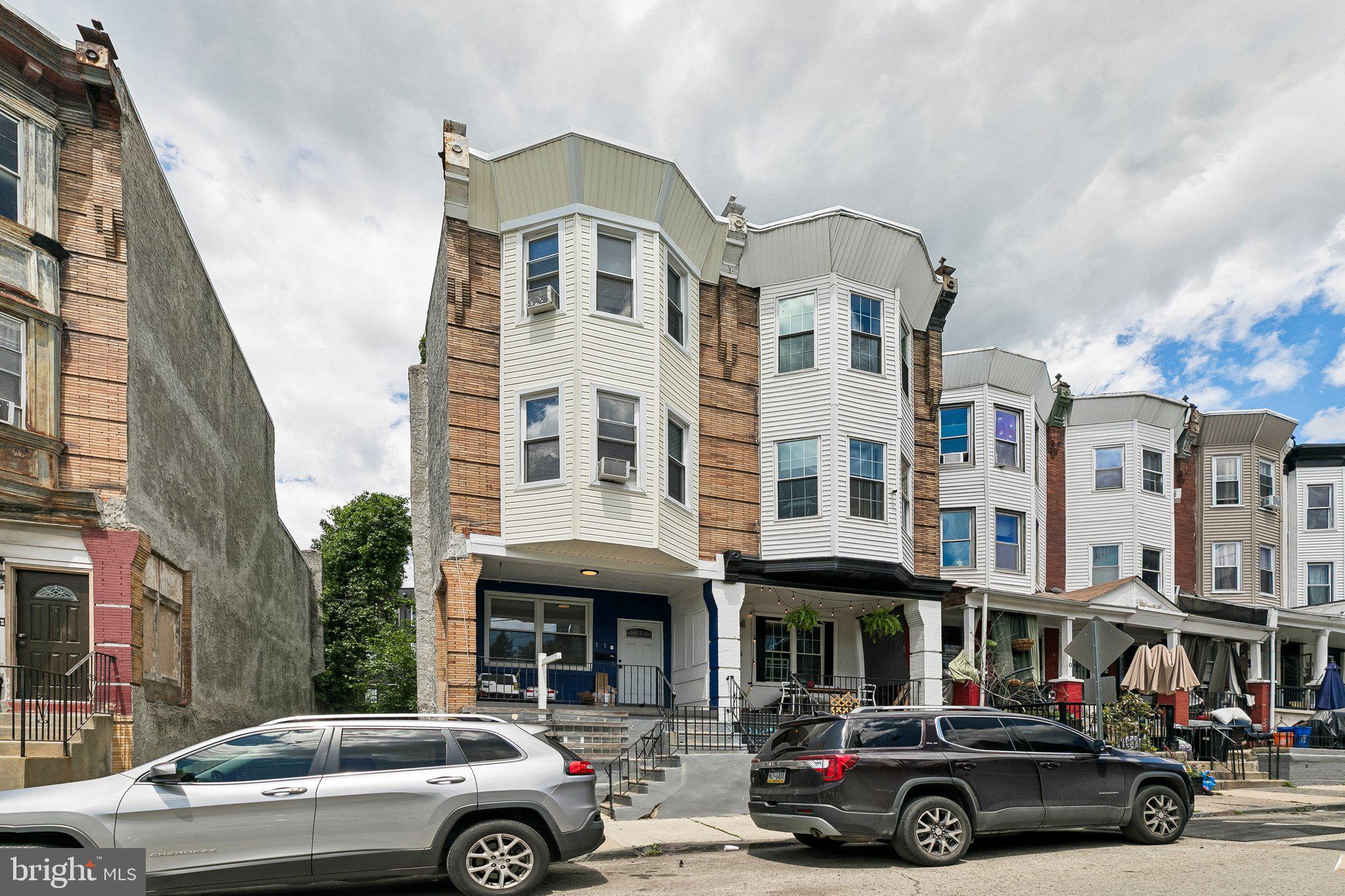 75 E DUVAL STREET