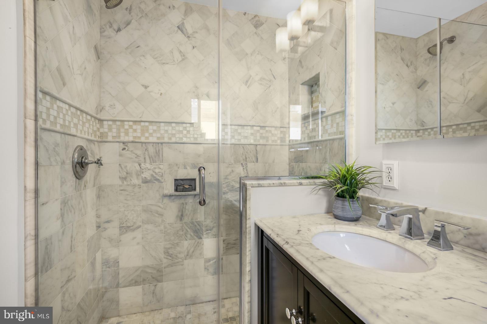 GRADUATE HOSPITAL - Residential