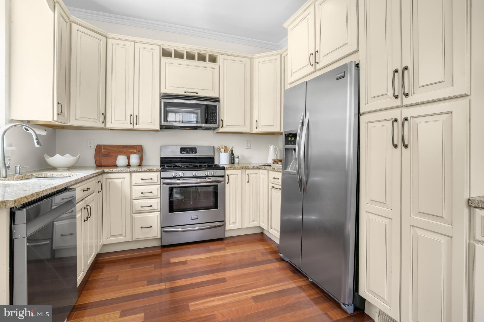 GRADUATE HOSPITAL - Residential