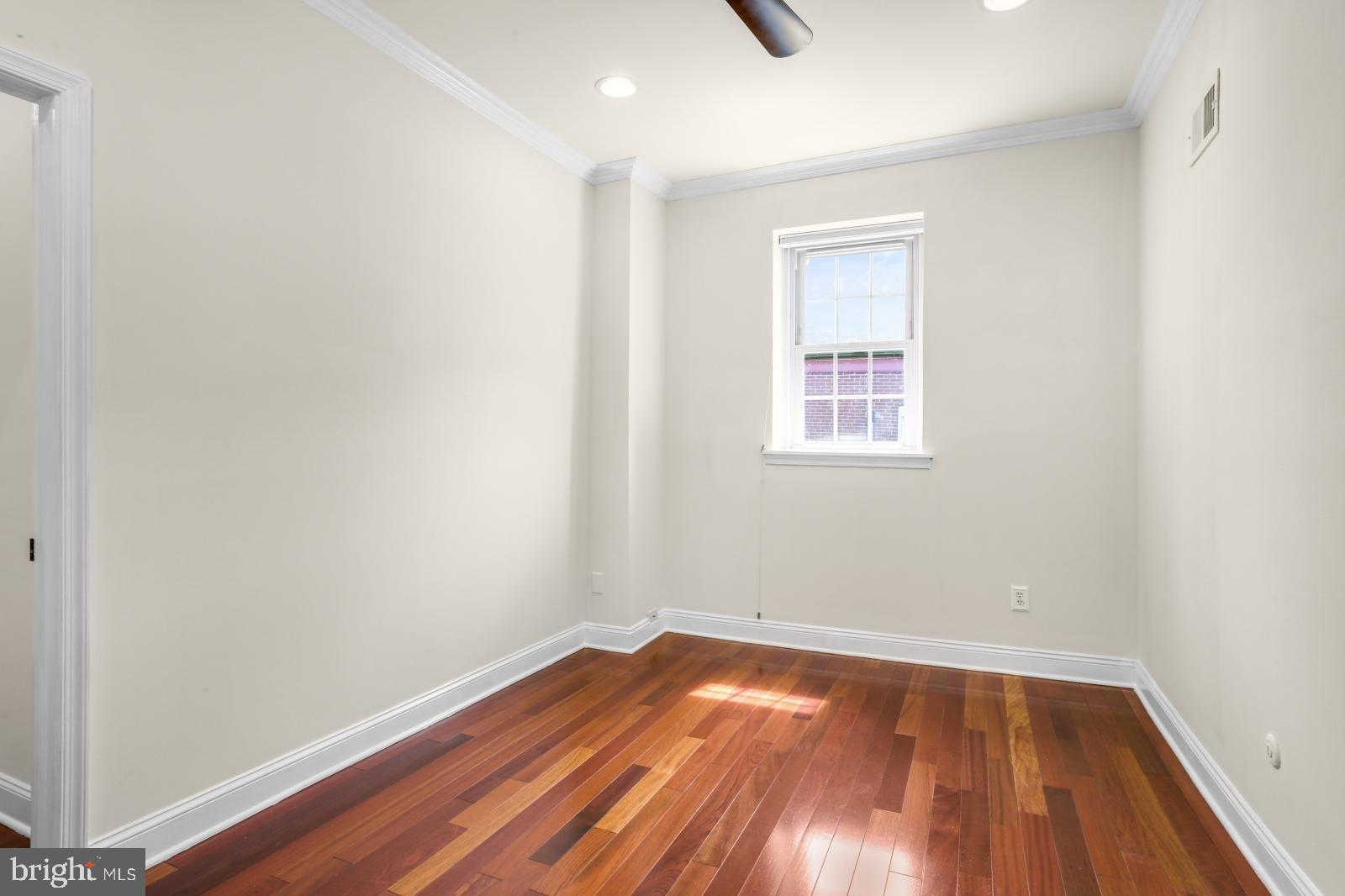 GRADUATE HOSPITAL - Residential