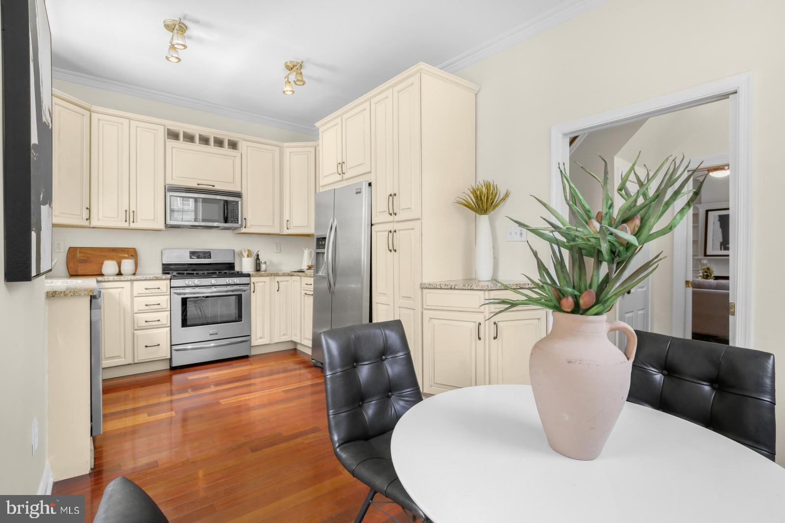 GRADUATE HOSPITAL - Residential