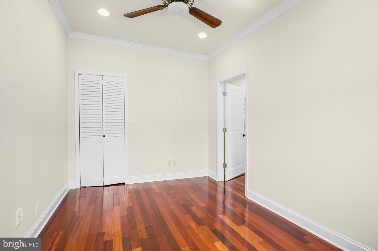 GRADUATE HOSPITAL - Residential