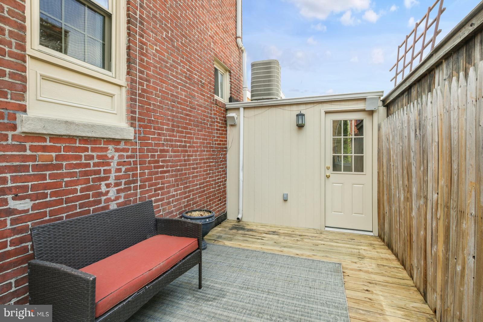 GRADUATE HOSPITAL - Residential