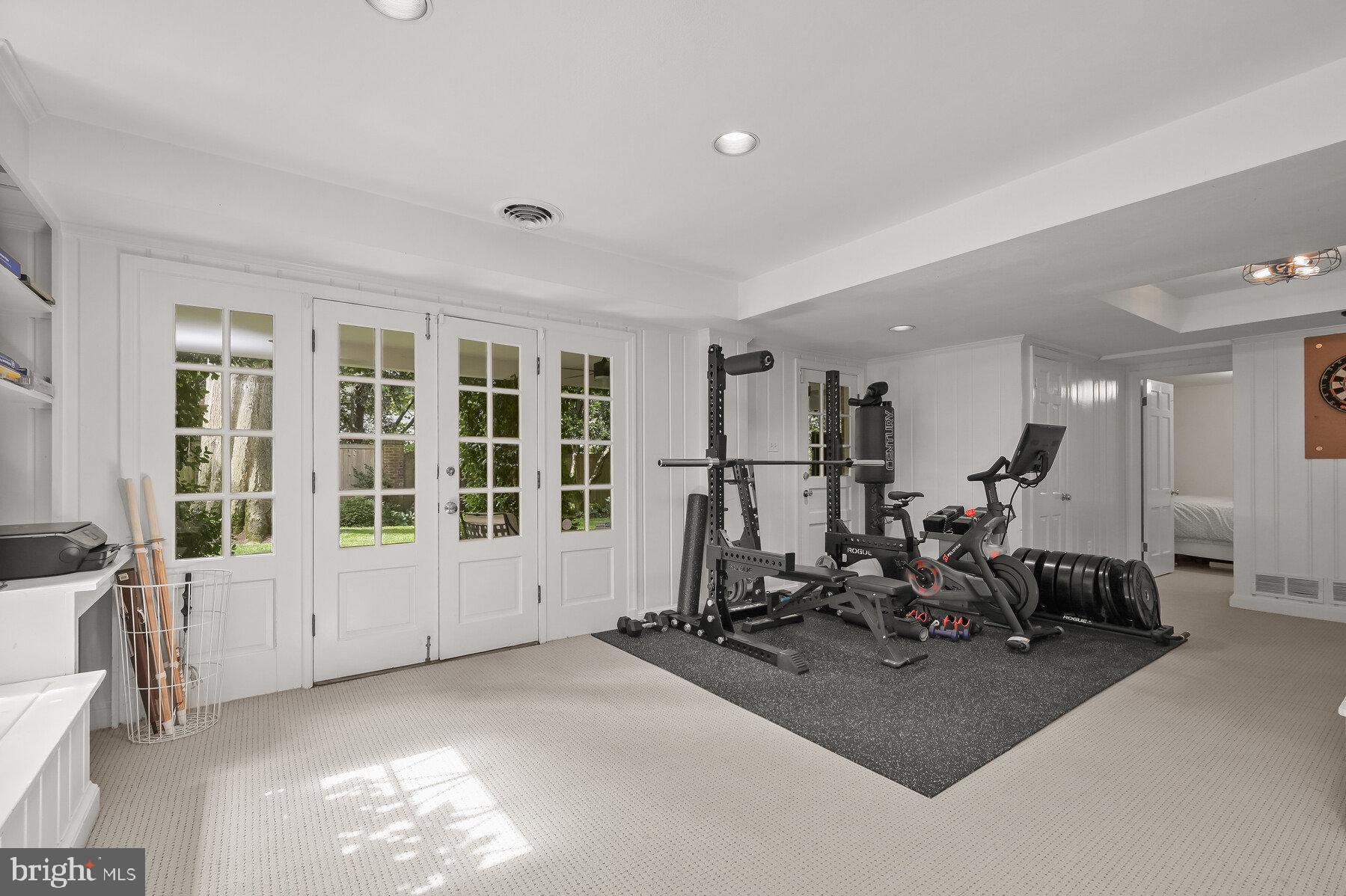 WESTMORELAND HILLS - Residential