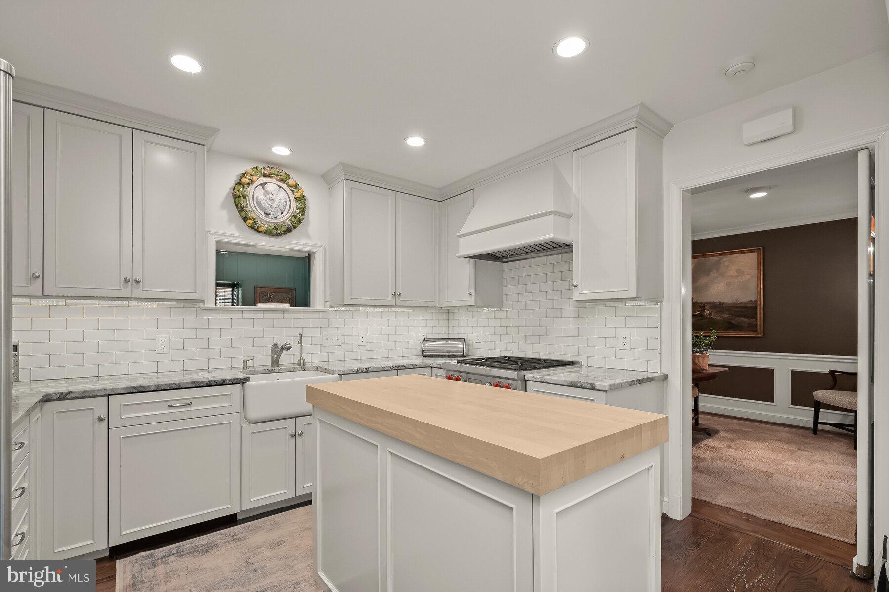 WESTMORELAND HILLS - Residential