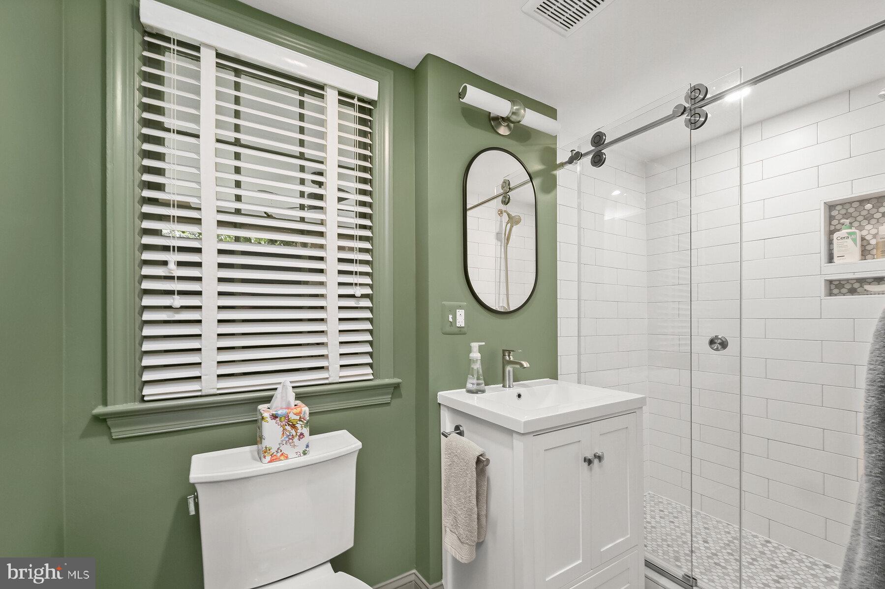 WESTMORELAND HILLS - Residential