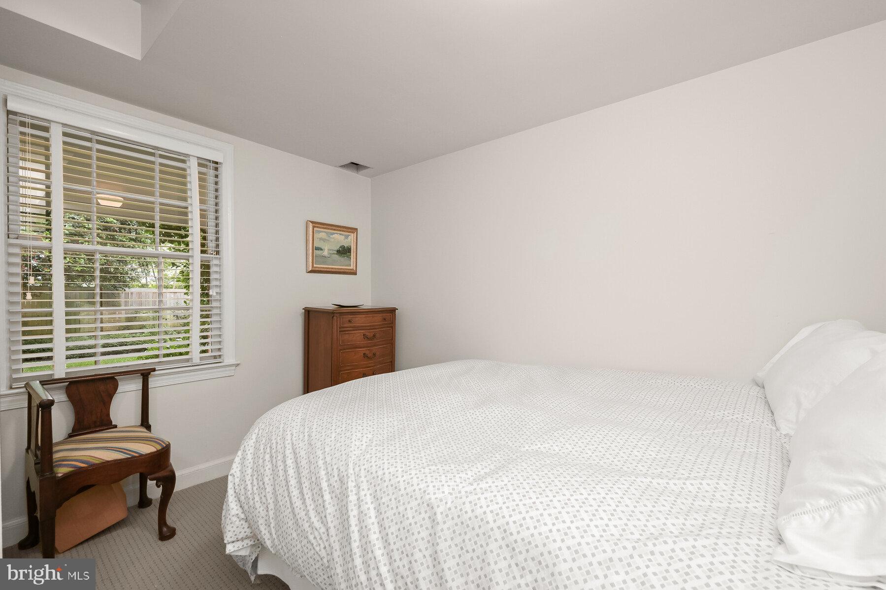 WESTMORELAND HILLS - Residential