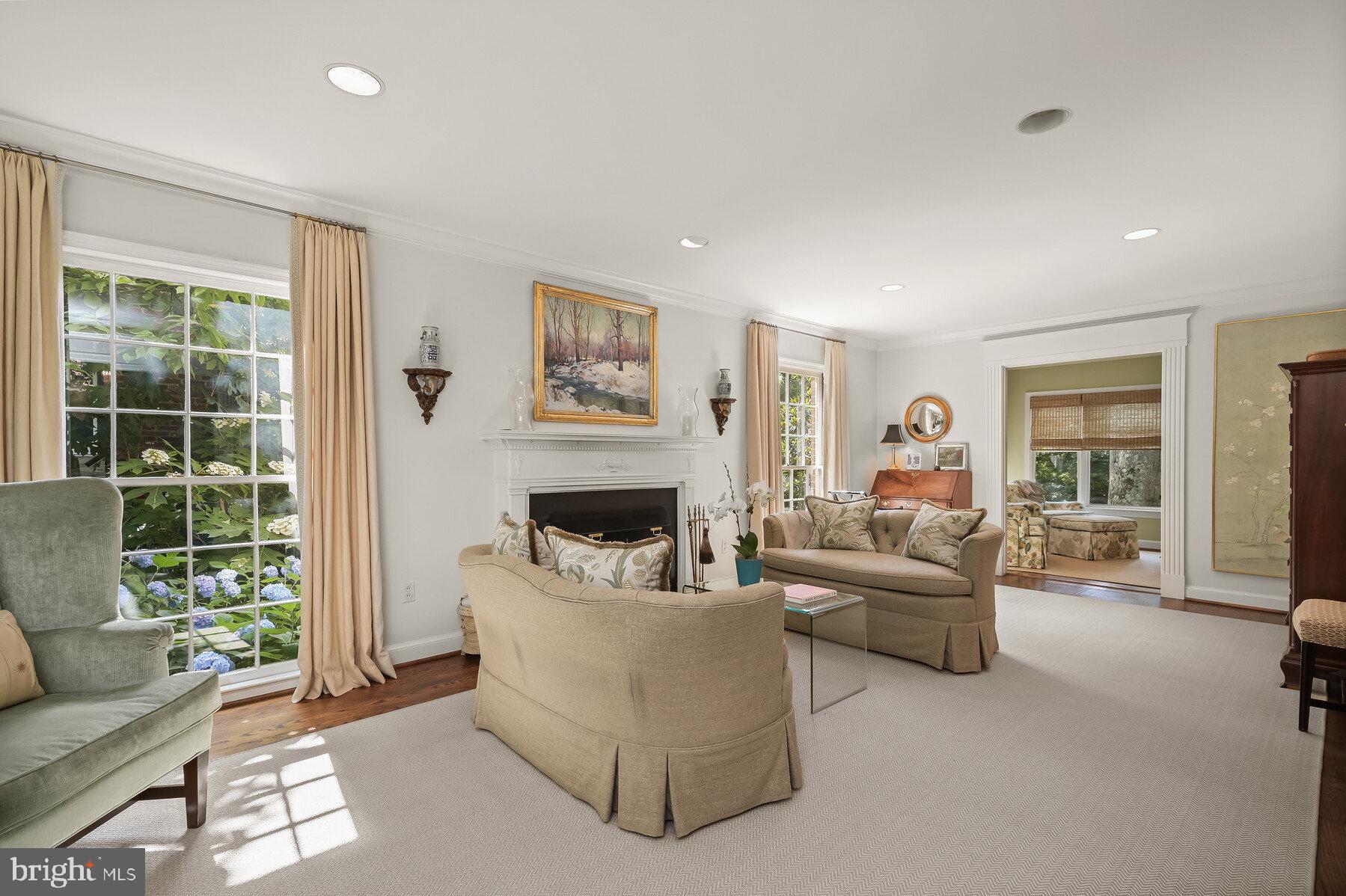 WESTMORELAND HILLS - Residential