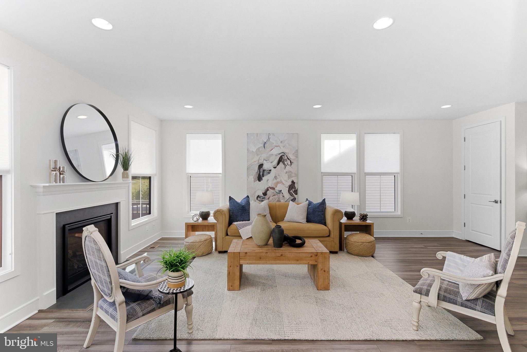 BROADLANDS - Residential