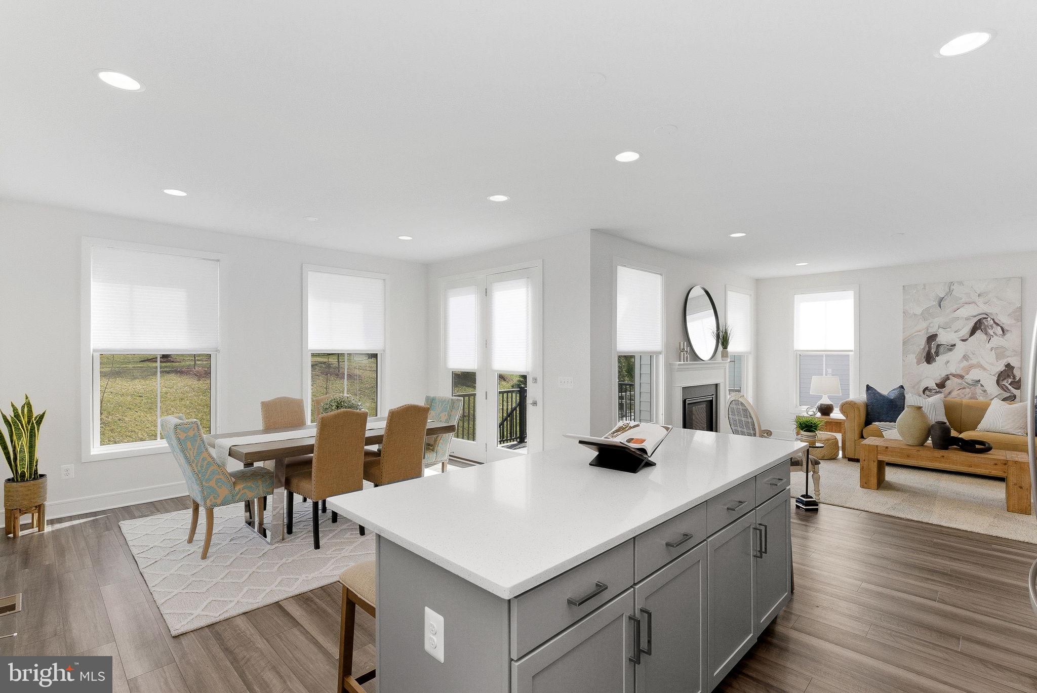 BROADLANDS - Residential