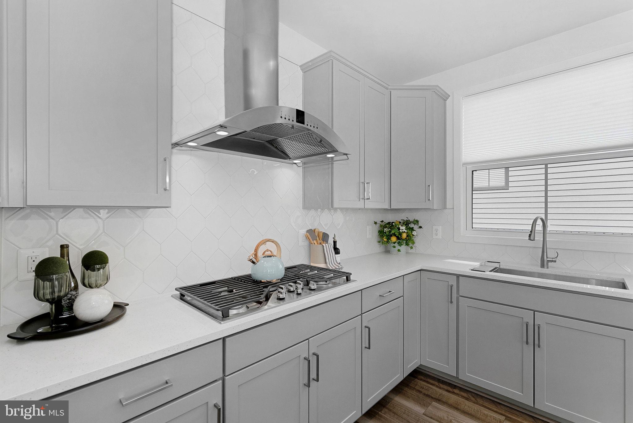 BROADLANDS - Residential