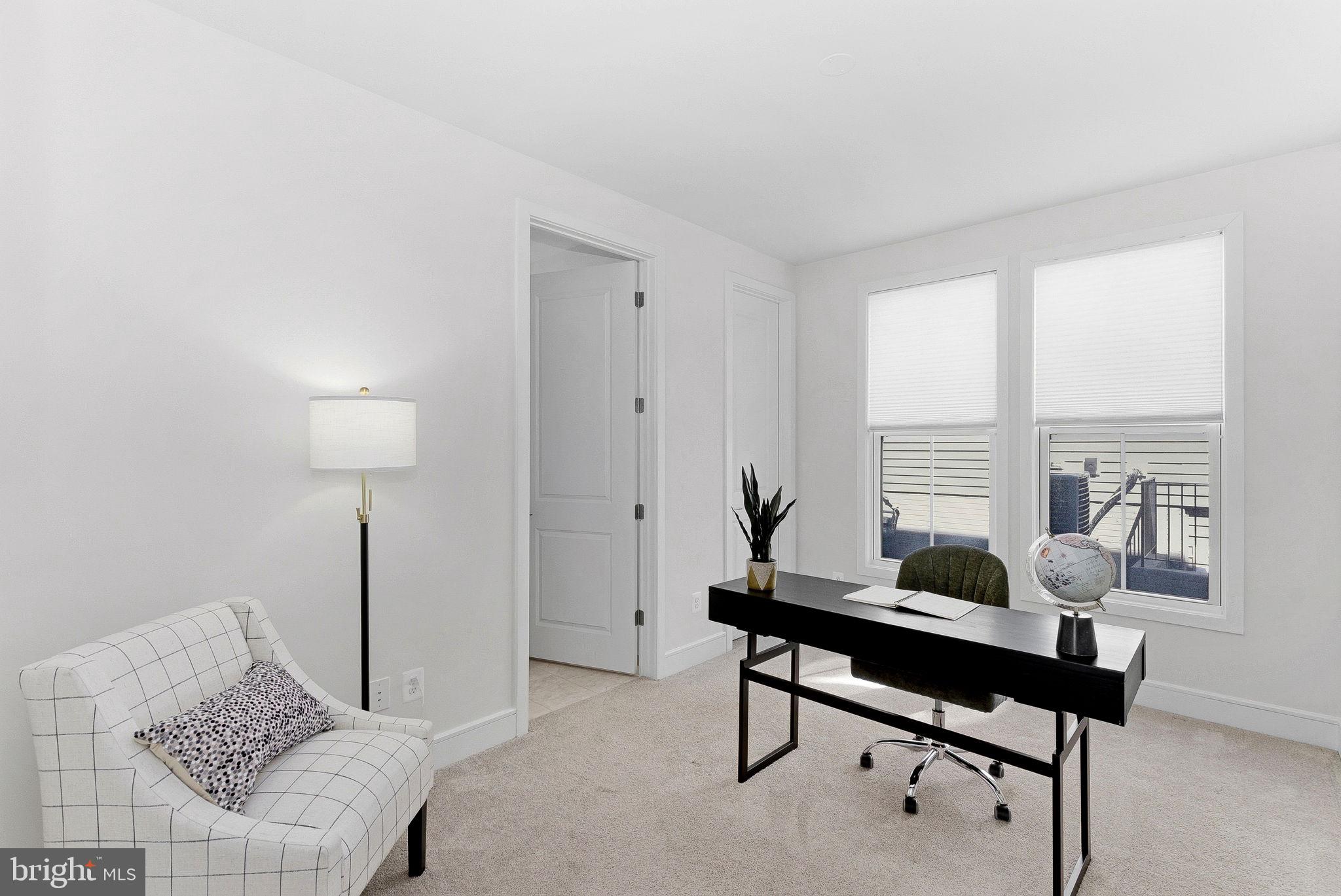 BROADLANDS - Residential