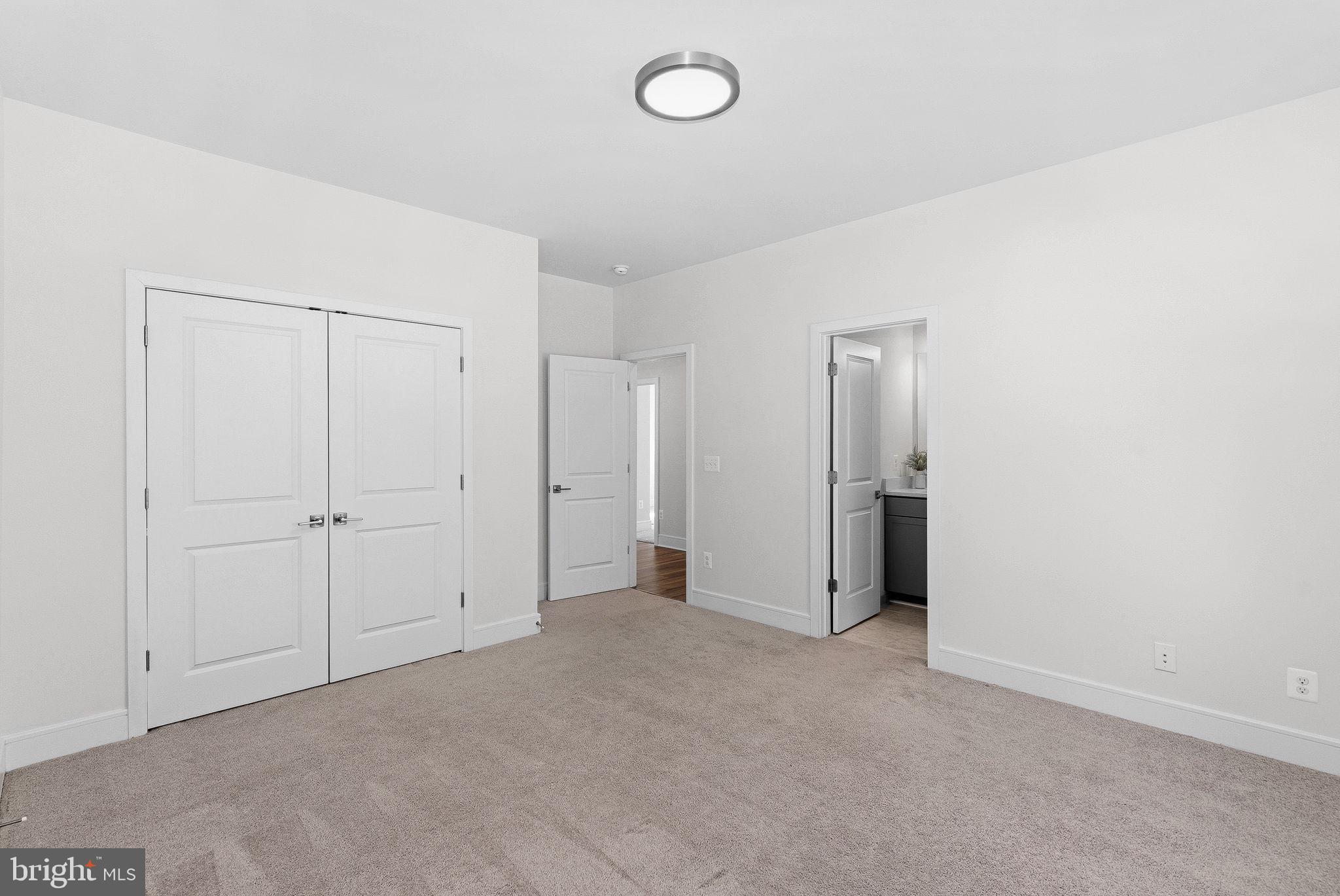 BROADLANDS - Residential