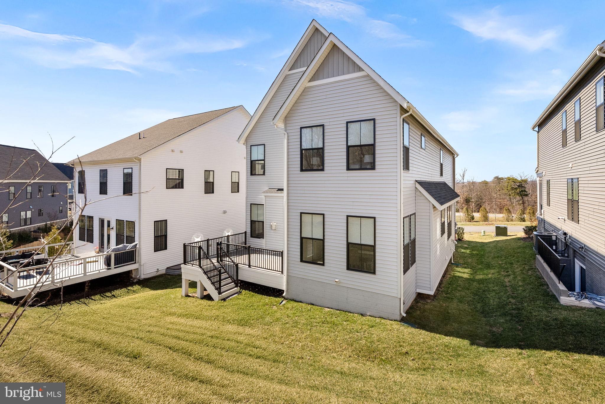 BROADLANDS - Residential