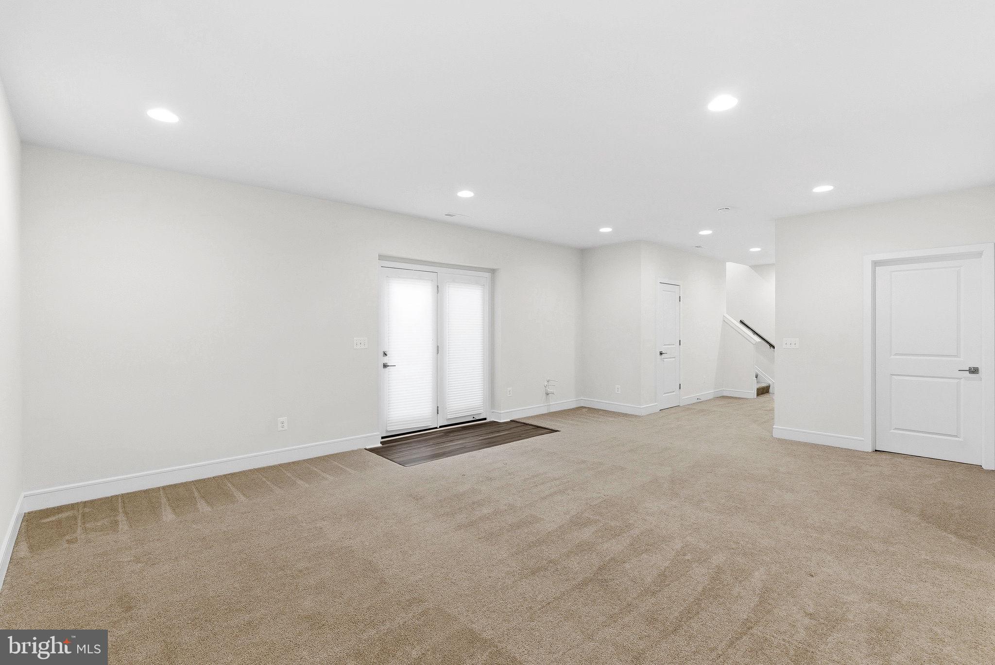 BROADLANDS - Residential