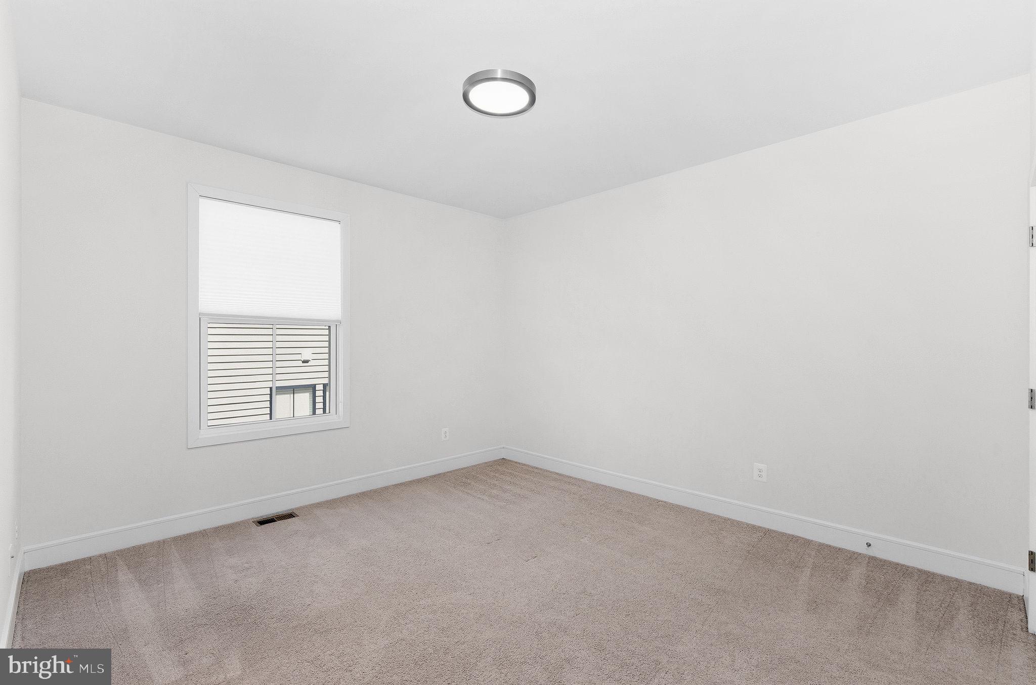 BROADLANDS - Residential