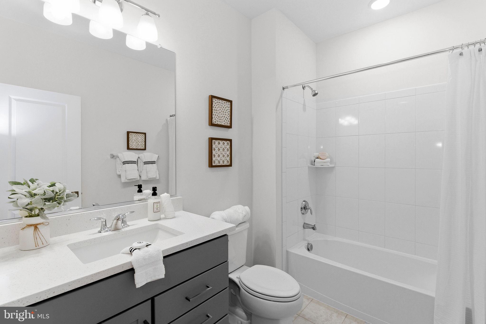 BROADLANDS - Residential