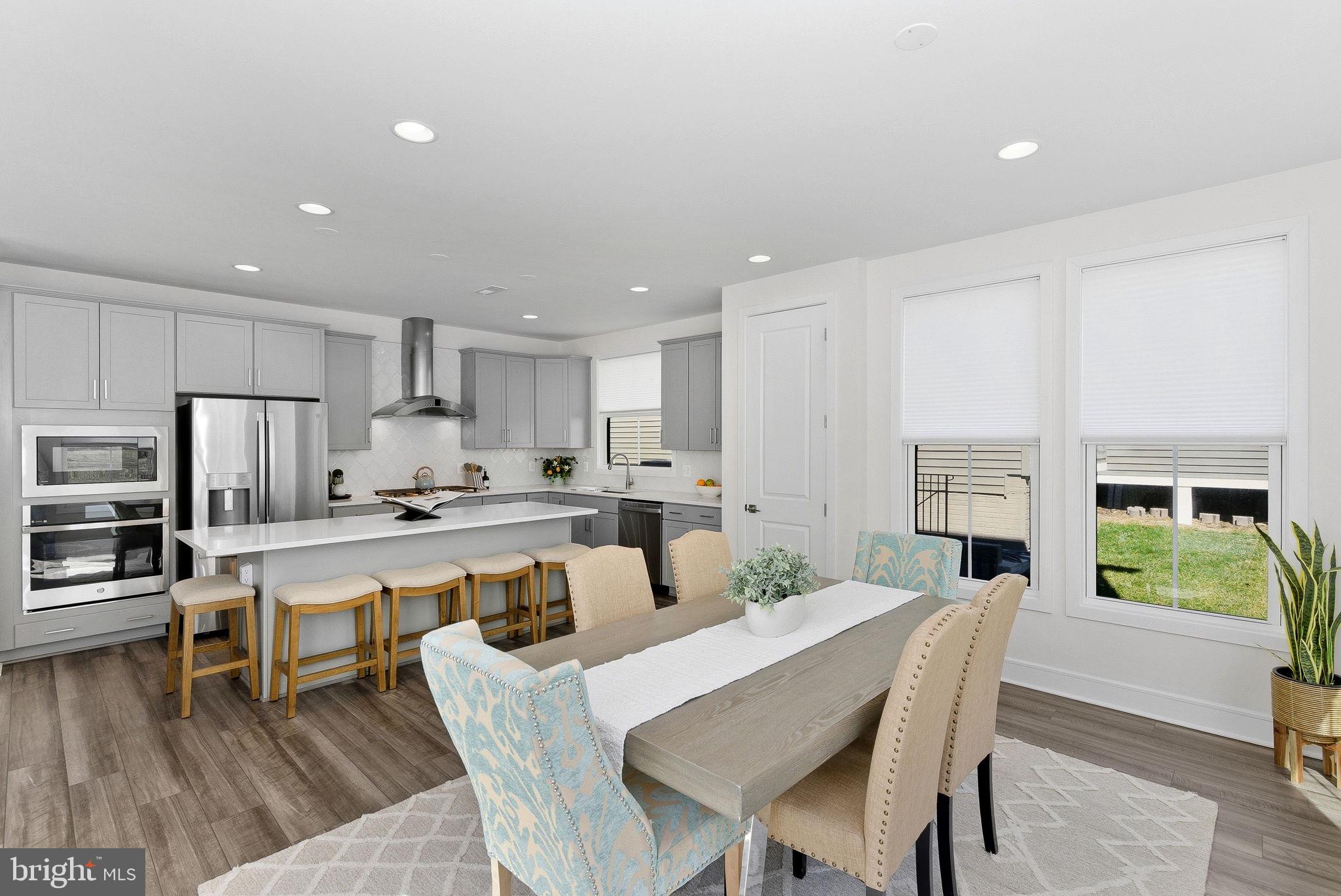 BROADLANDS - Residential