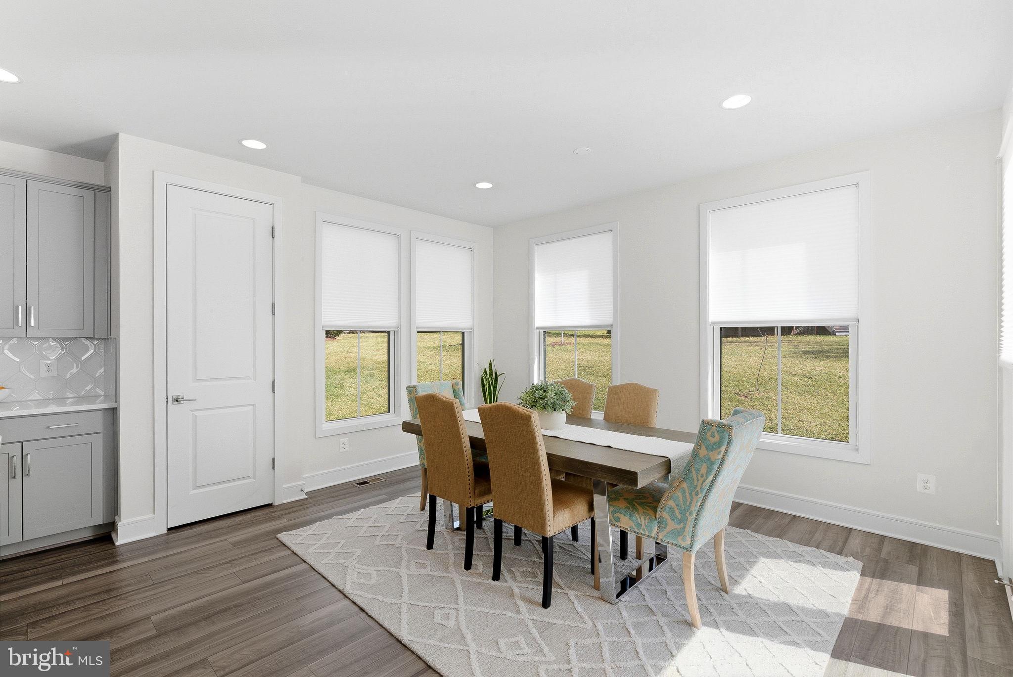 BROADLANDS - Residential