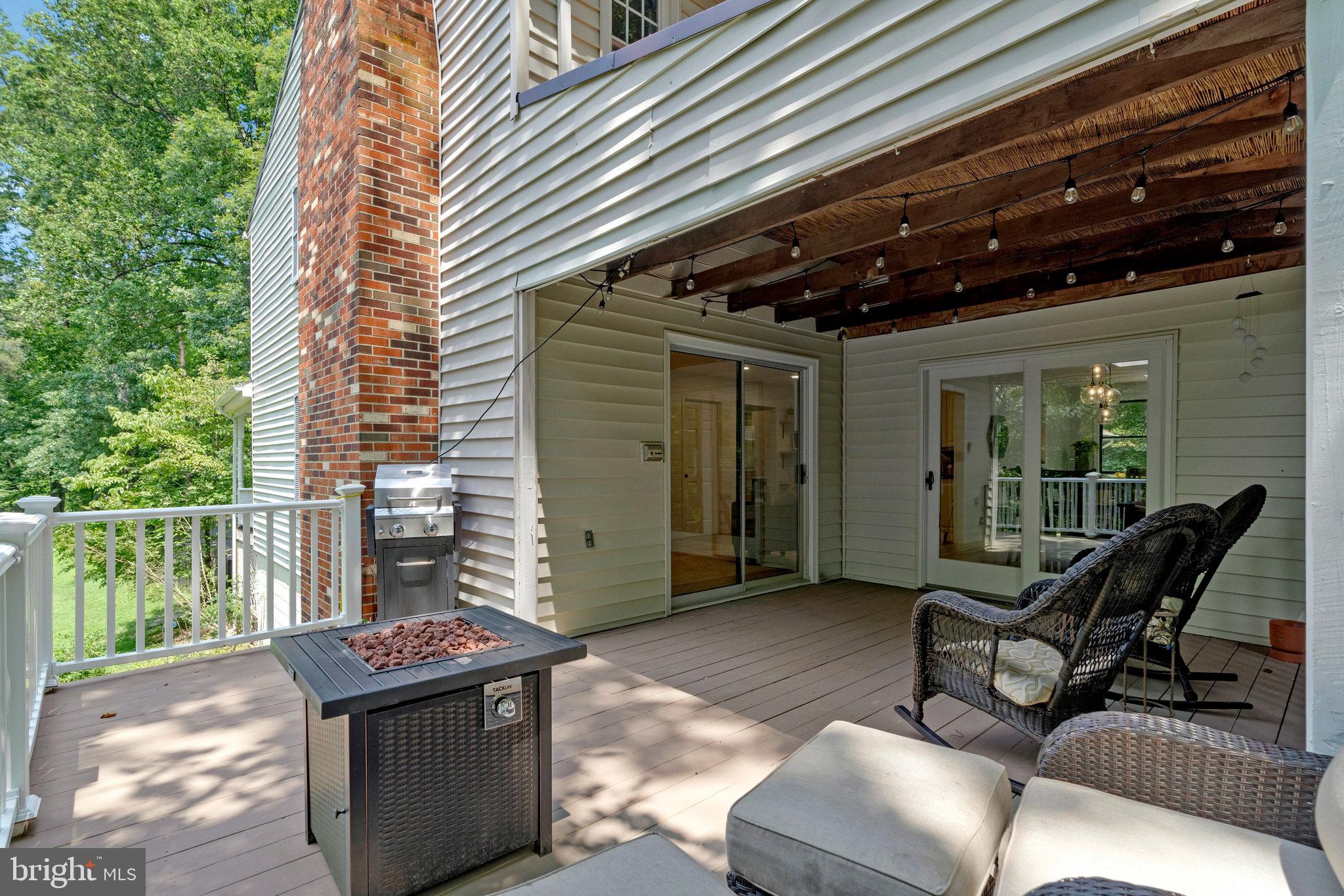 SCATTERED PINE - Residential