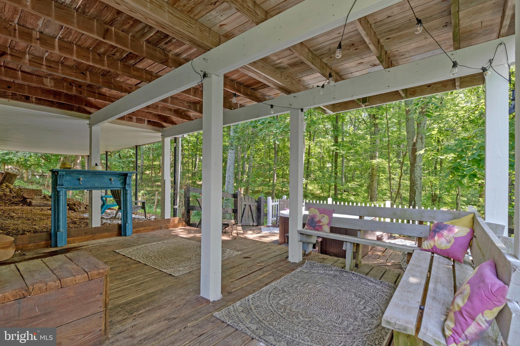 SCATTERED PINE - Residential