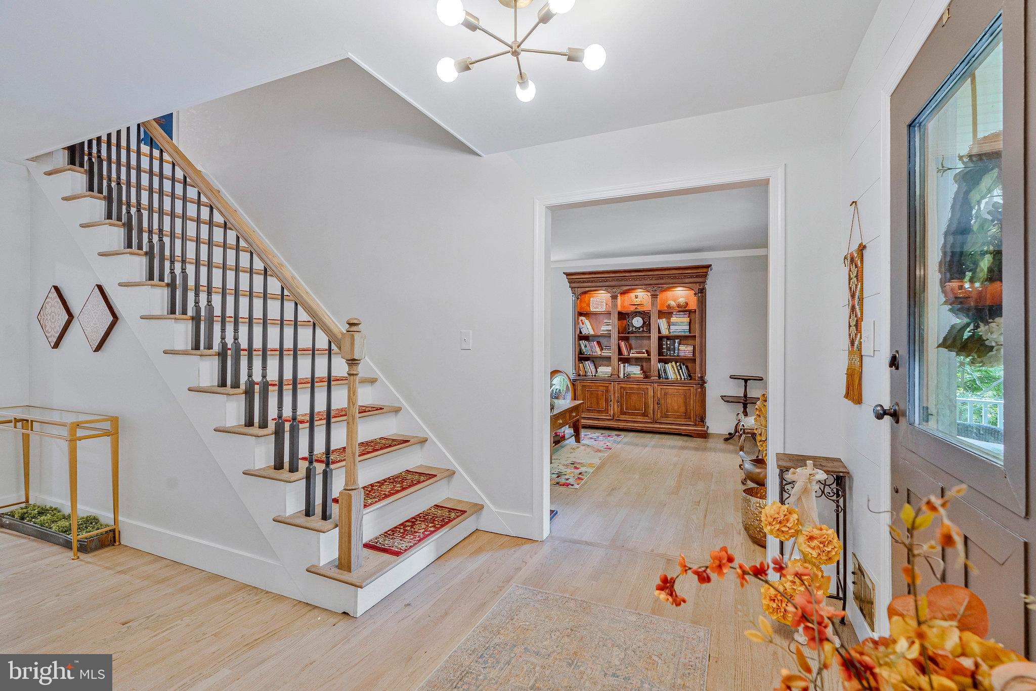 SCATTERED PINE - Residential