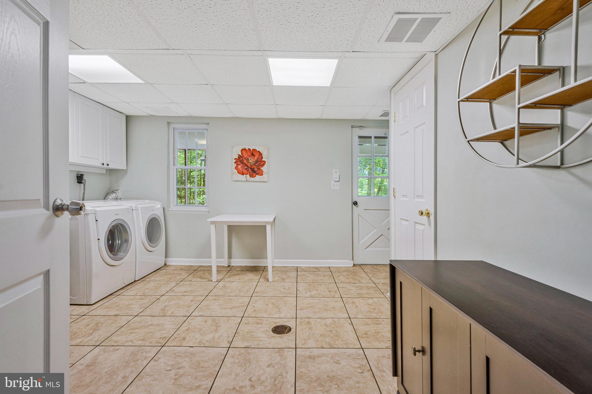 SCATTERED PINE - Residential