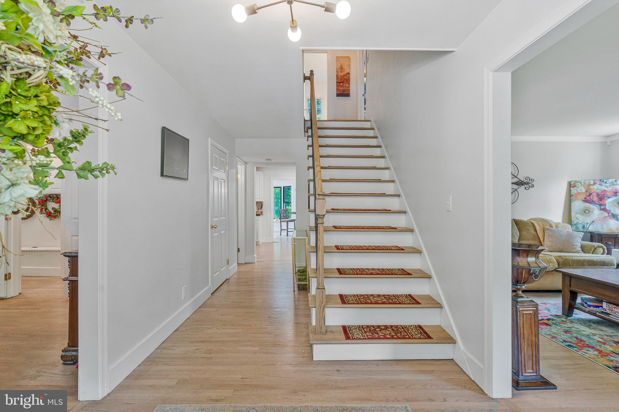 SCATTERED PINE - Residential