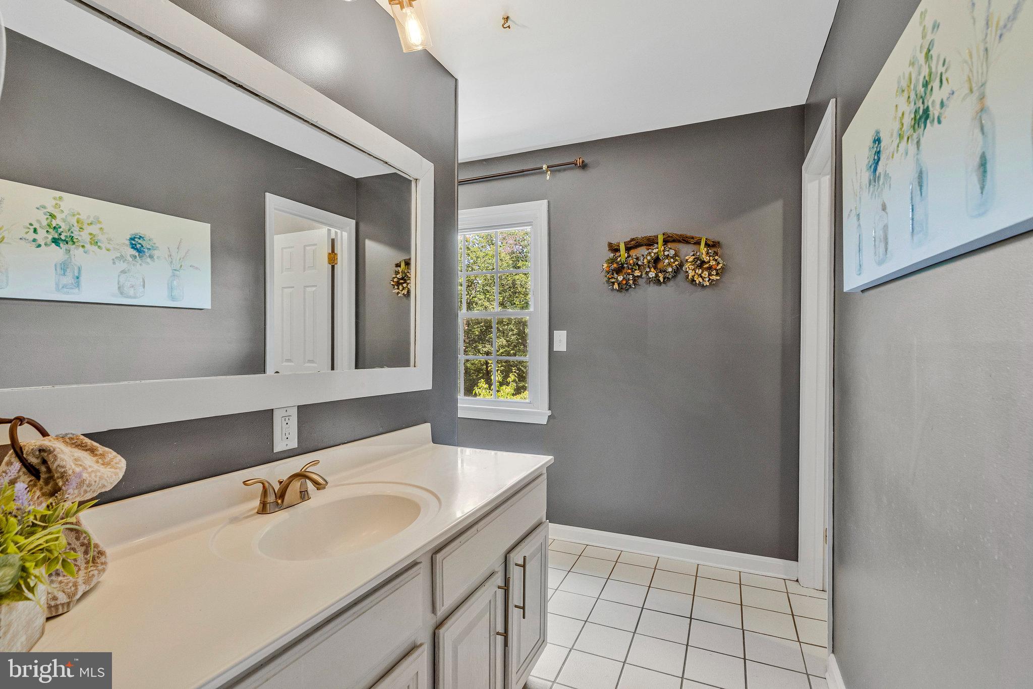 SCATTERED PINE - Residential