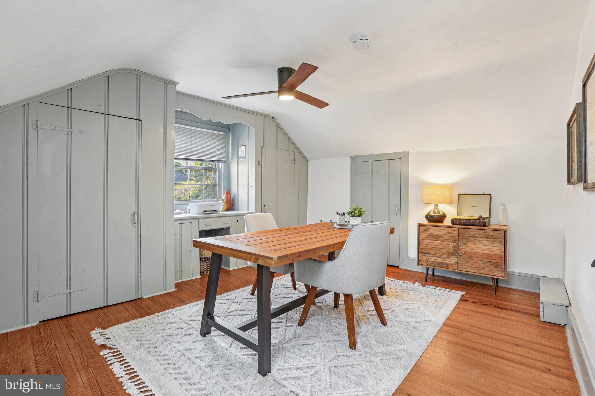 RUXTON - Residential