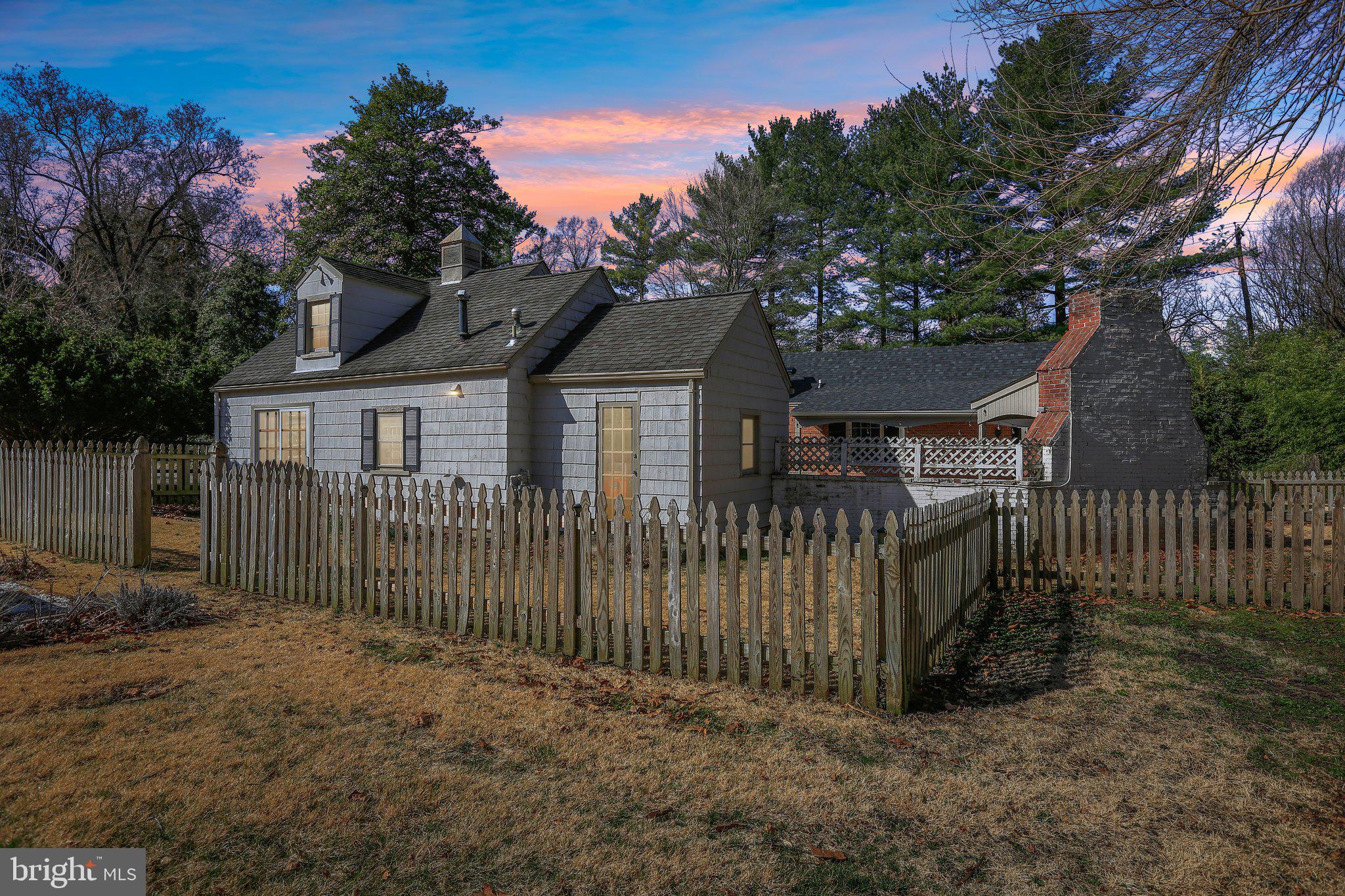 RUXTON - Residential