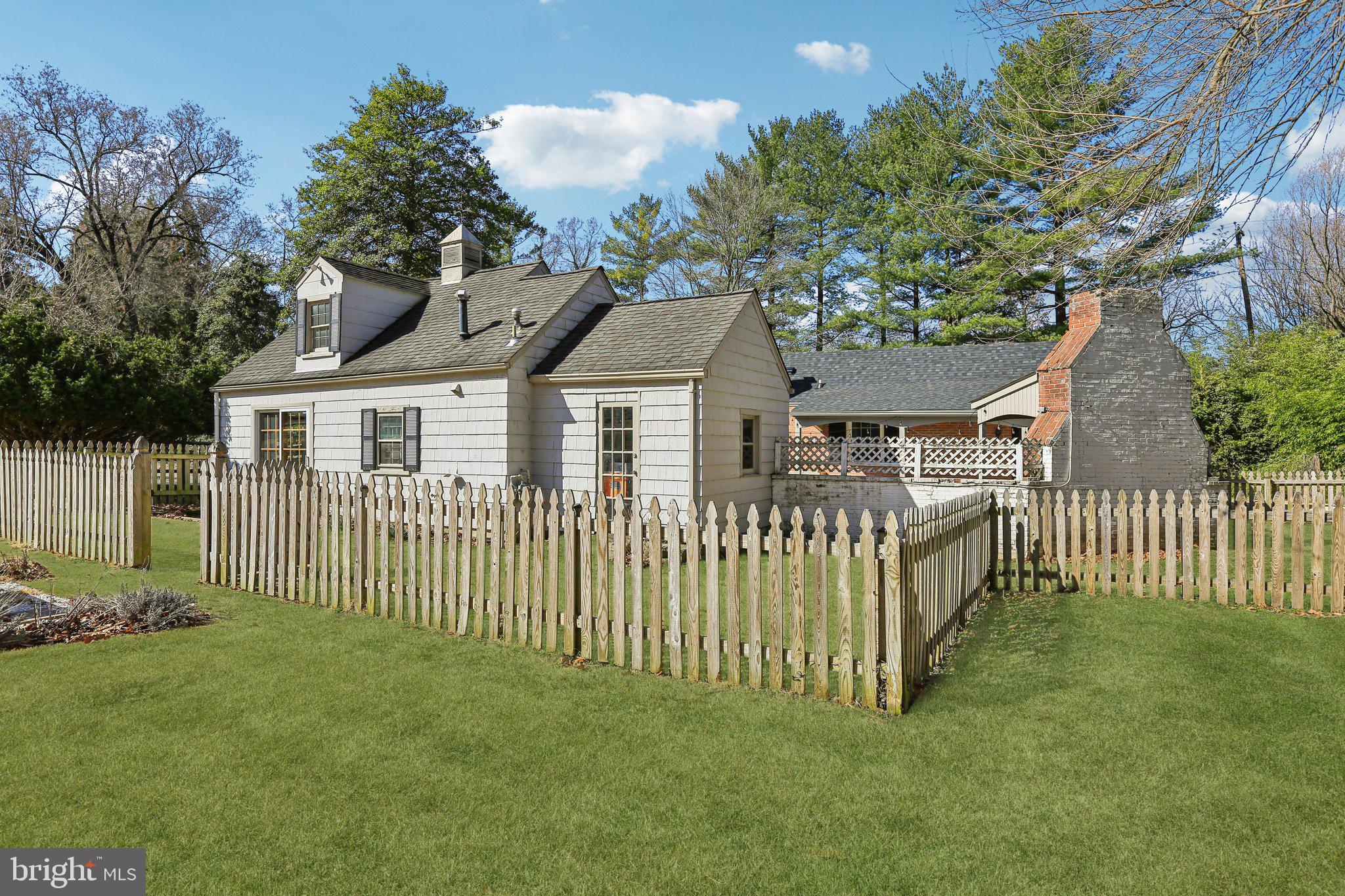 RUXTON - Residential