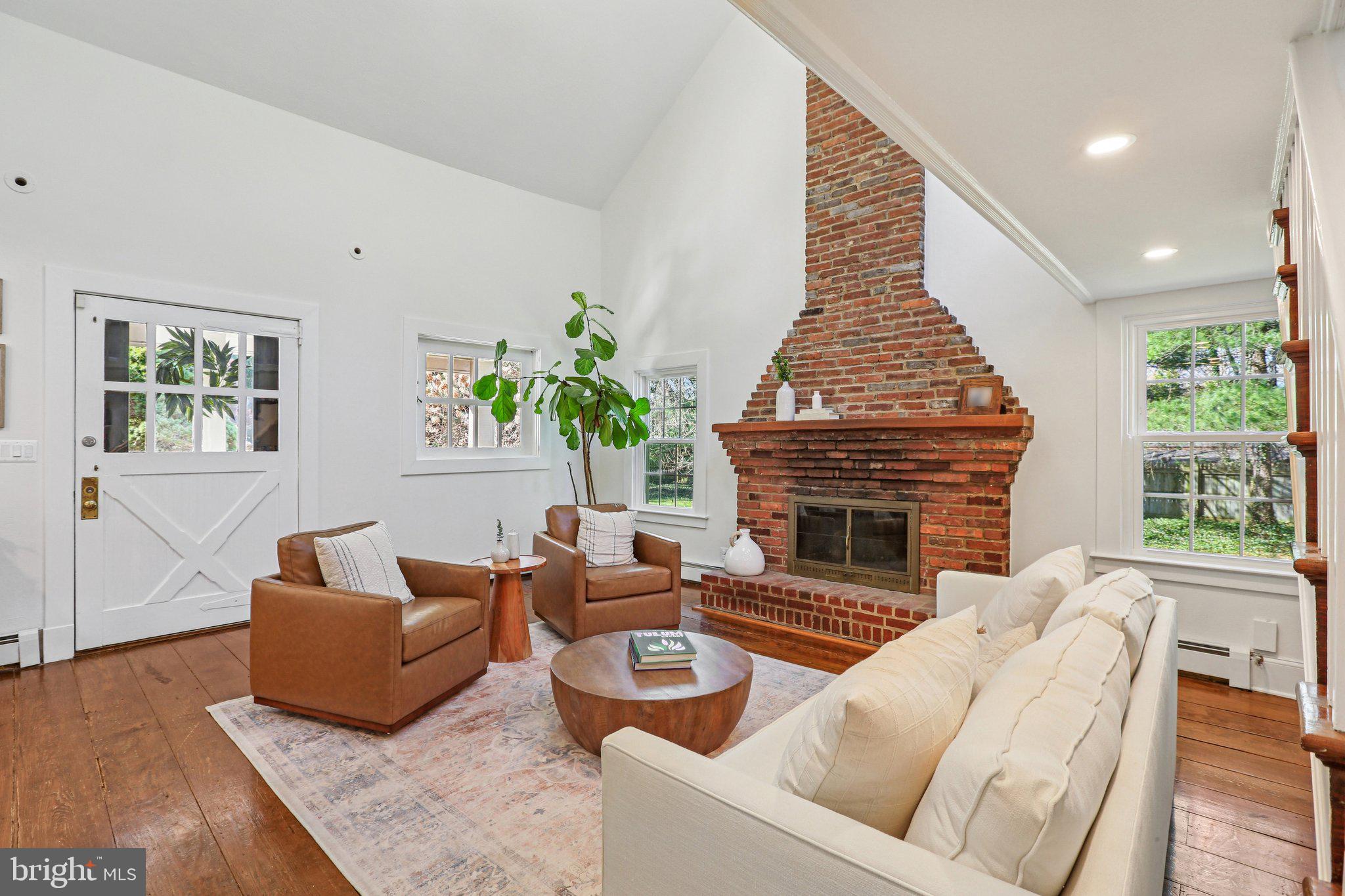 RUXTON - Residential