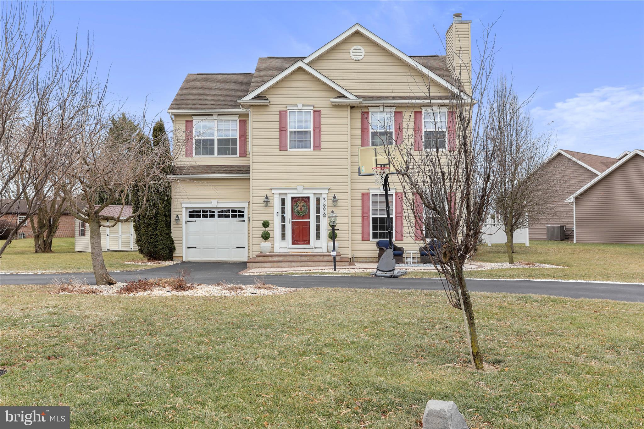 MOUNTAIN VIEW - Residential