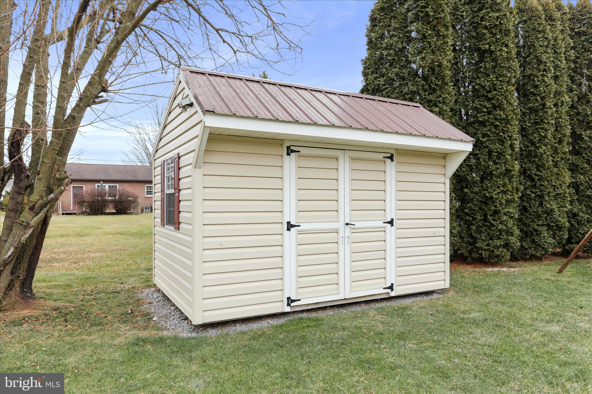 MOUNTAIN VIEW - Residential