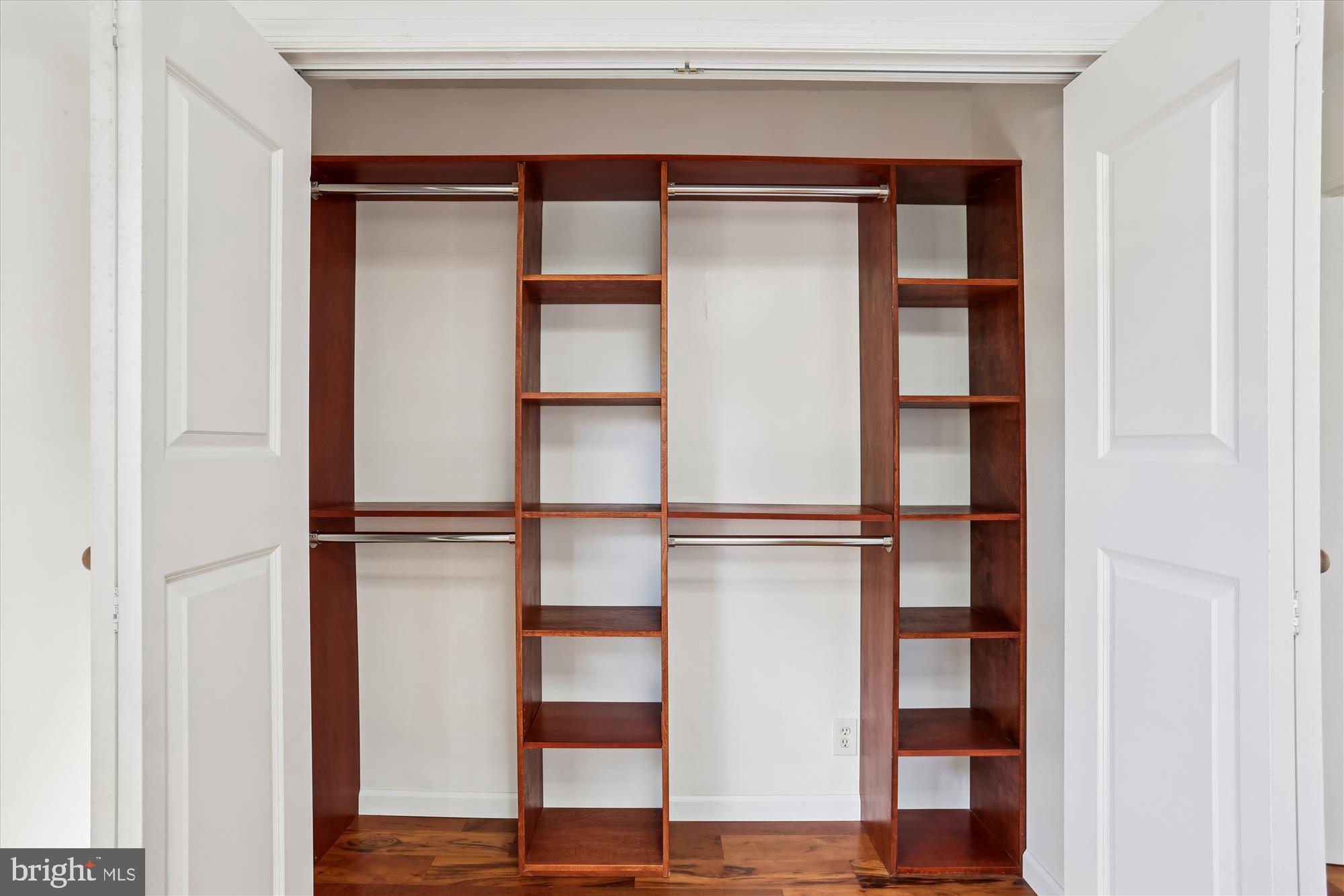 ROLLING TERRACE - Residential