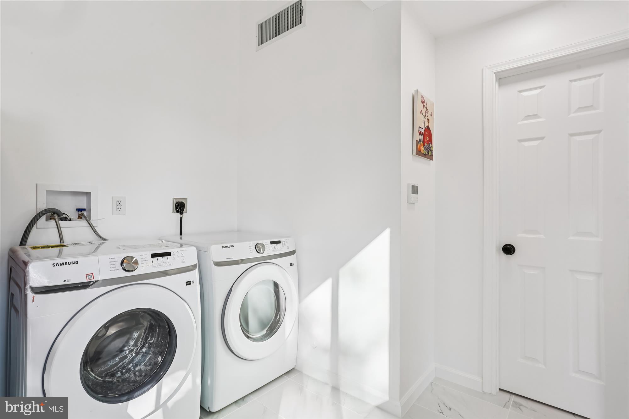 ROLLING TERRACE - Residential