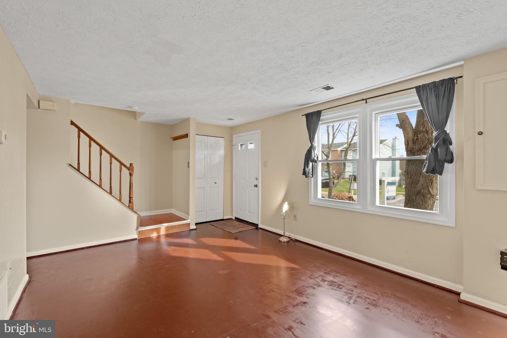 DAMASCUS VALLEY PARK - Residential Lease