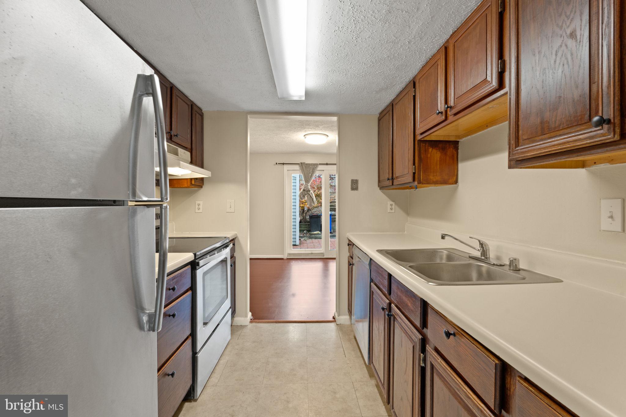 DAMASCUS VALLEY PARK - Residential Lease