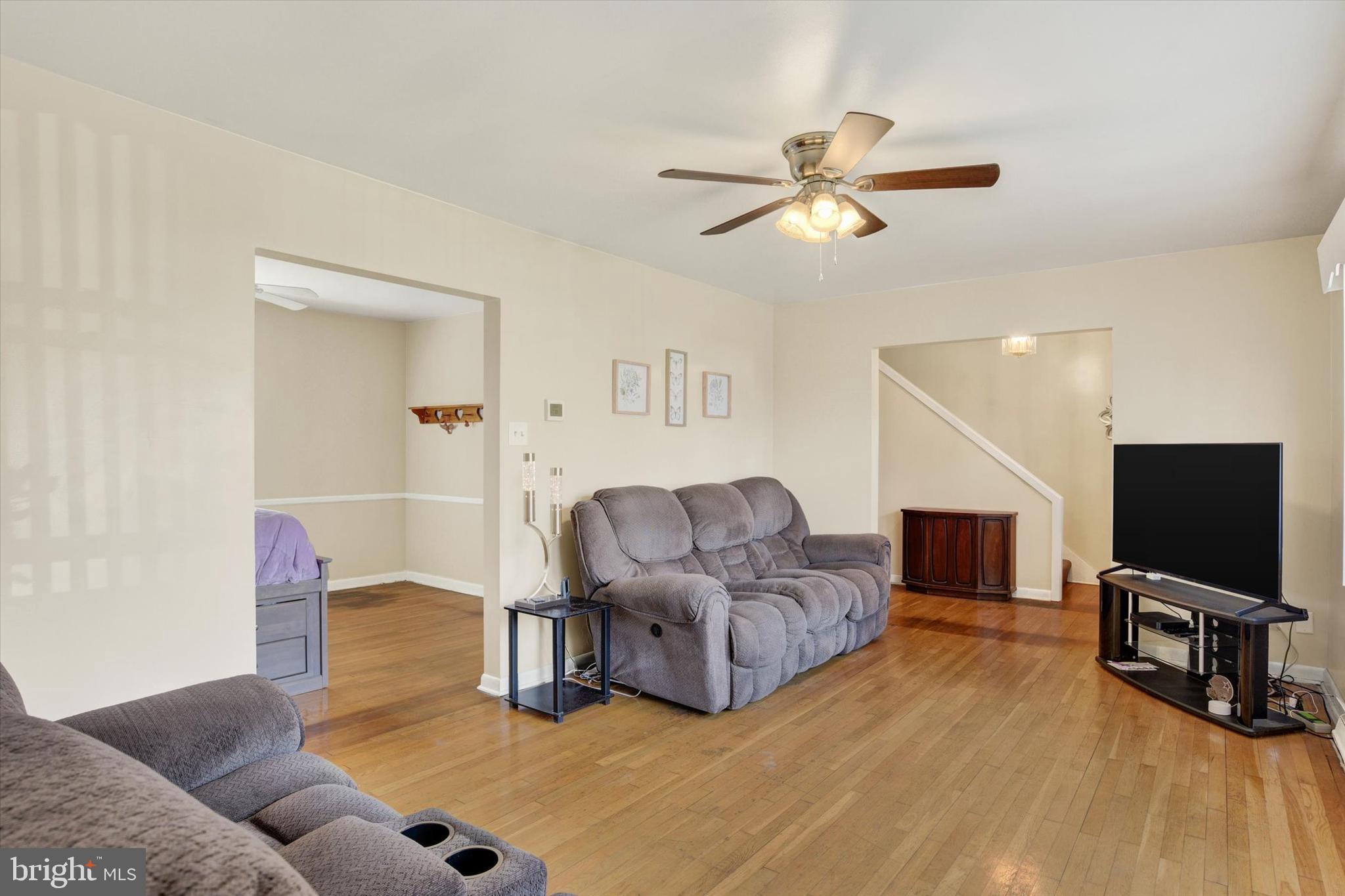 COUNTRY CLUB PARK - Residential