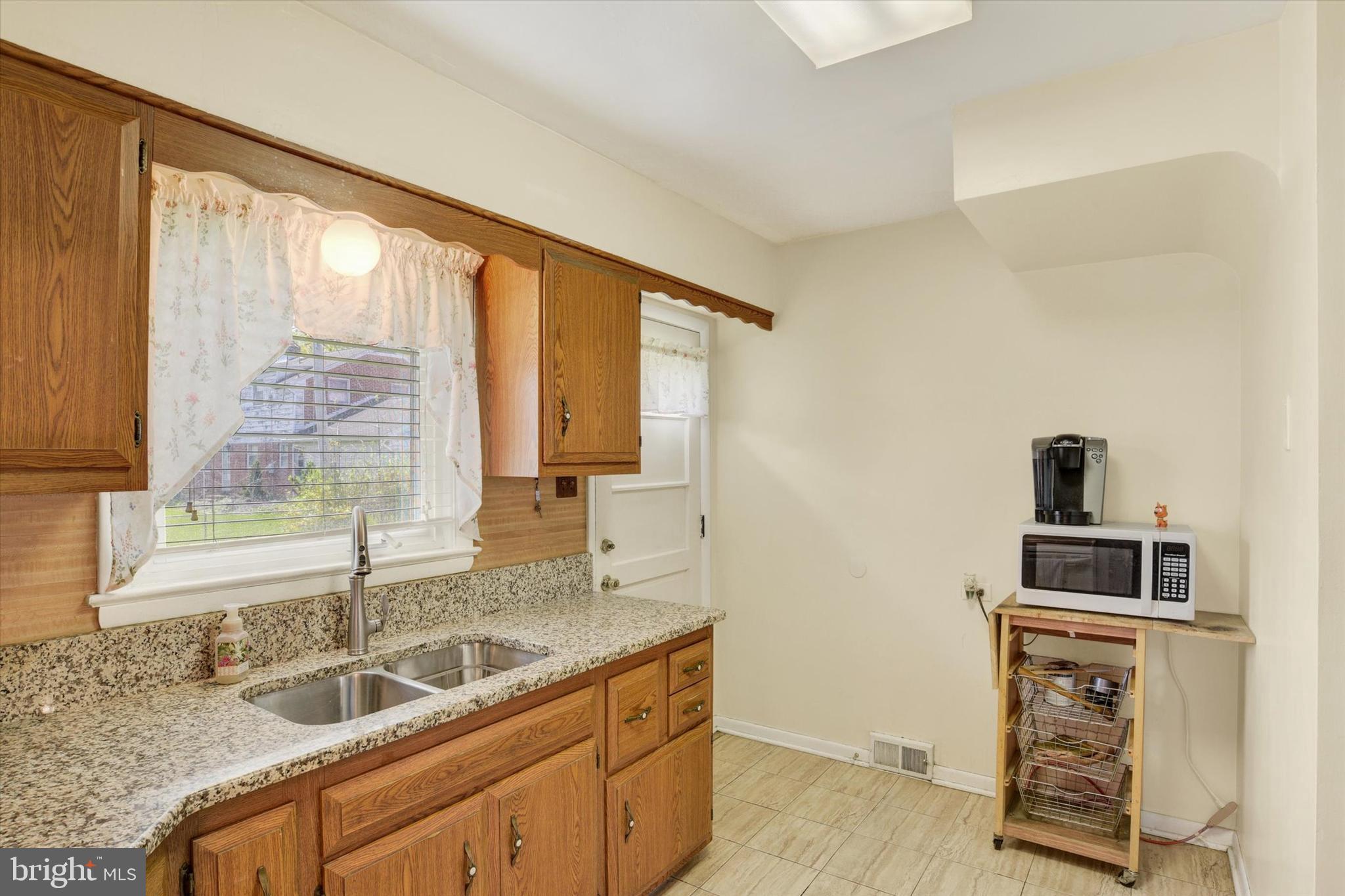 COUNTRY CLUB PARK - Residential