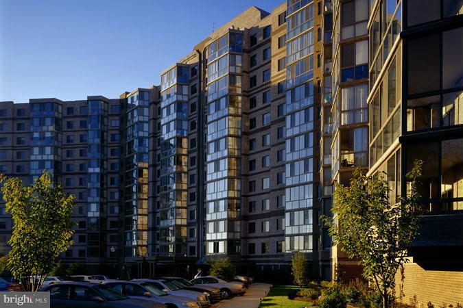 BLUE RIDGE LEISURE WORLD - Residential Lease