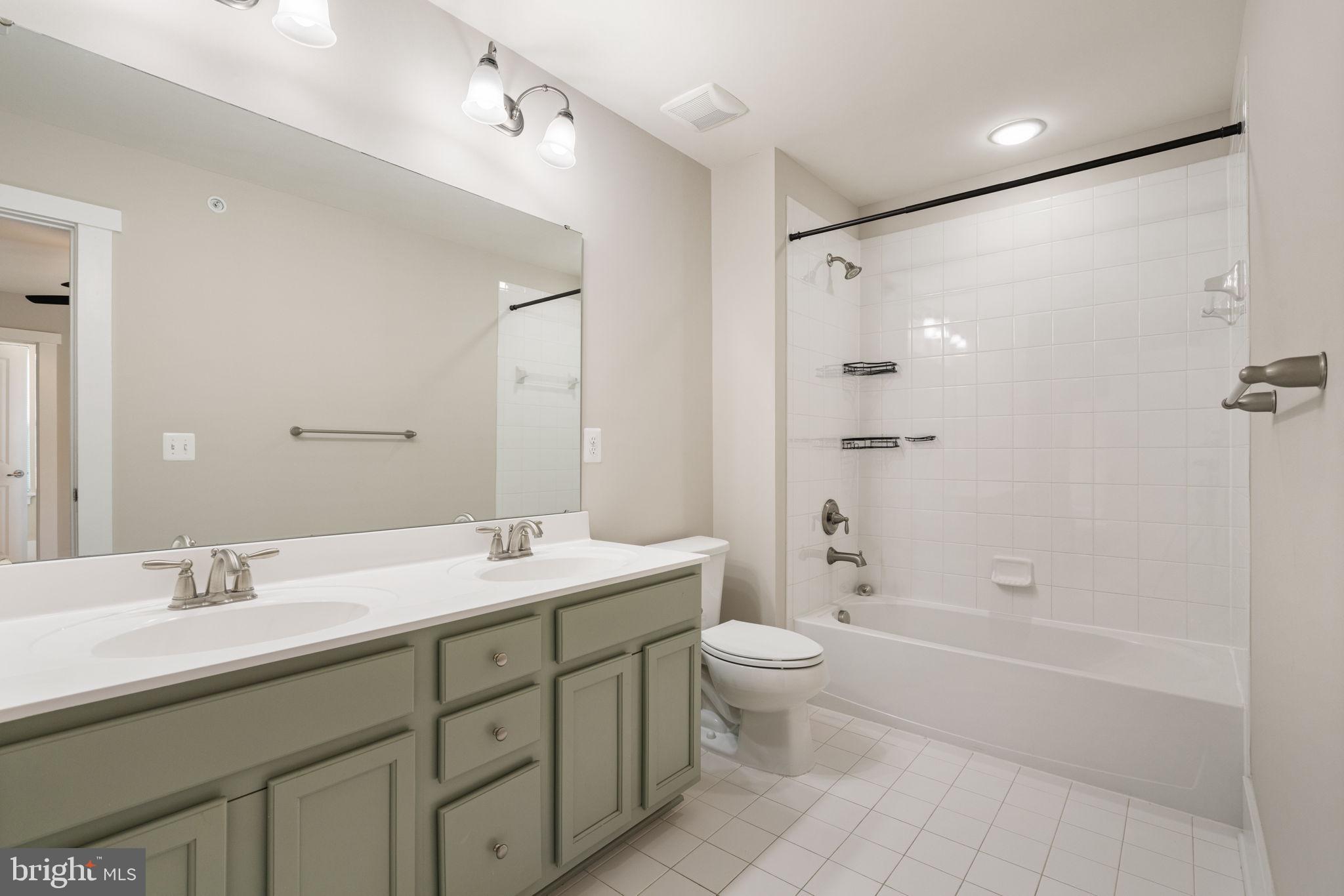 POTOMAC SHORES - Residential