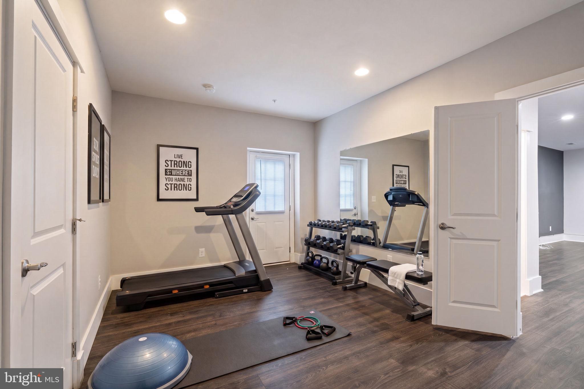 POTOMAC SHORES - Residential