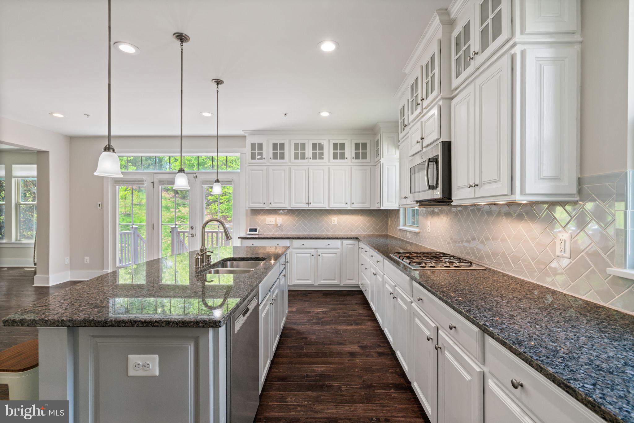 POTOMAC SHORES - Residential